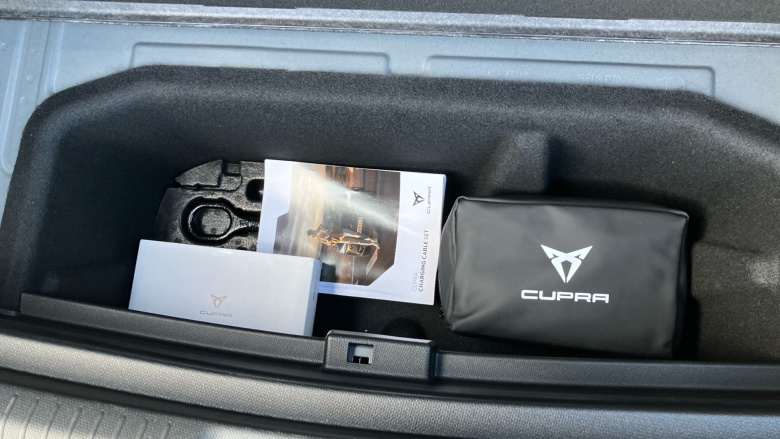 CUPRA Tavascan 210kW V1 77kWh 5dr Auto Electric Estate